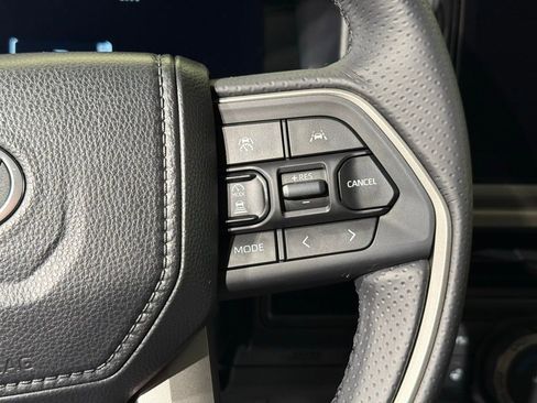 Certified 2025 Toyota 4Runner TRD Off-Road Premium image 25