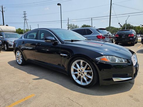 Used 2013 Jaguar XF Supercharged RWD image 3