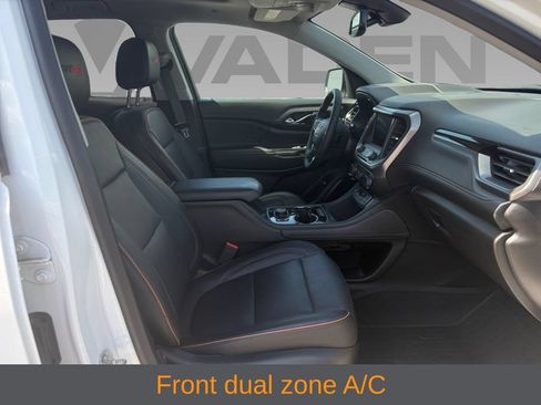 Used 2023 GMC Acadia AT4 w/ Technology Package AWD/4WD image 17