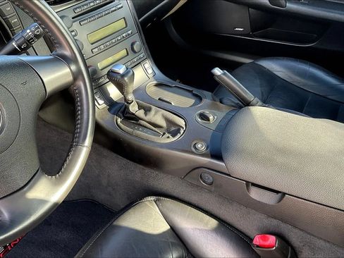 Used 2005 Chevrolet Corvette Coupe w/ Preferred Equipment Group RWD image 16