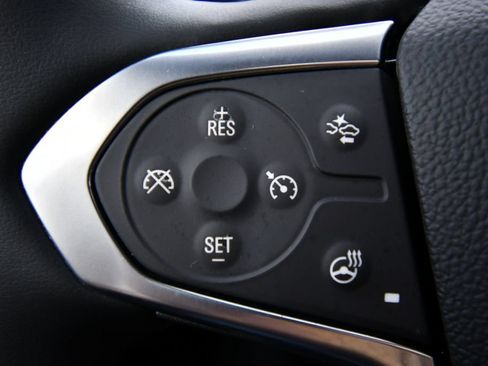 Used 2023 Chevrolet Traverse Premier w/ Redline Edition AWD/4WD image 25
