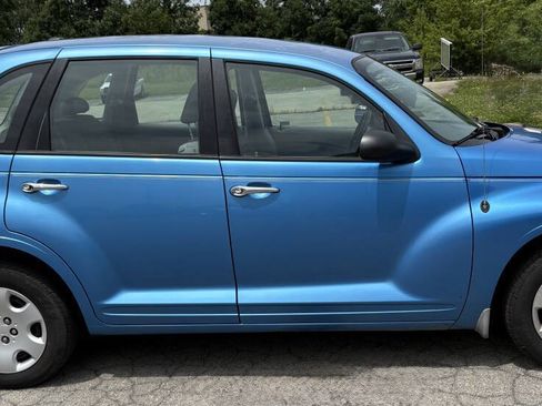 Used 2008 Chrysler PT Cruiser FWD image 5