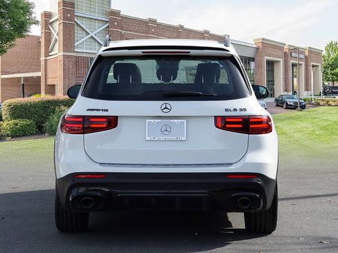 New 2026 Mercedes-Benz GLB 35 AMG 4MATIC image 5