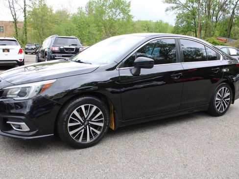 Used 2018 Subaru Legacy 2.5i Premium AWD/4WD image 13