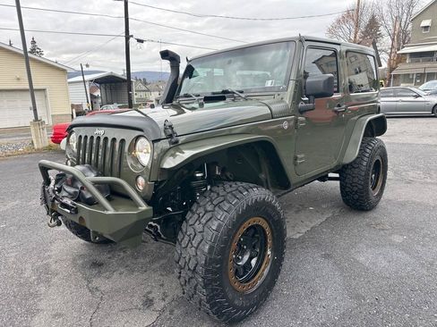 Used 2015 Jeep Wrangler Sport w/ Quick Order Package 24S AWD/4WD image 11
