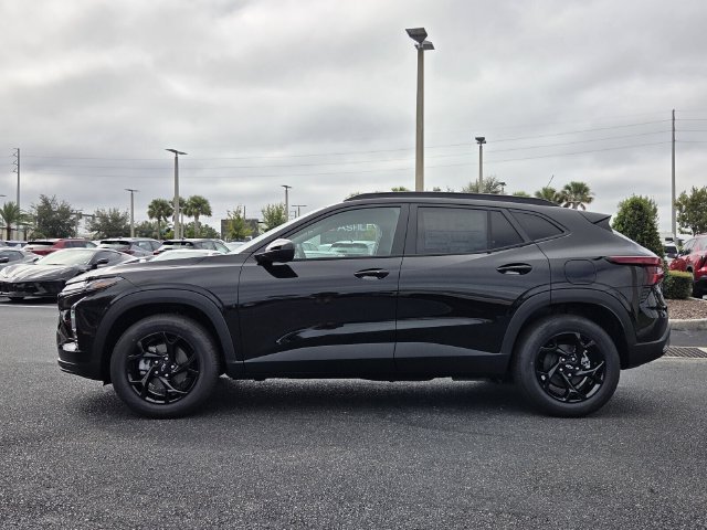 New 2026 Chevrolet Trax LT w/ Sunroof Package FWD image 3
