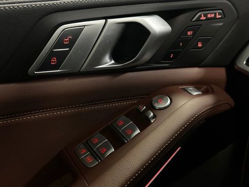 Used 2019 BMW X7 xDrive50i w/ Premium Package image 37