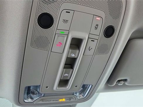 Used 2024 Audi Q3 2.0T Premium Plus image 54