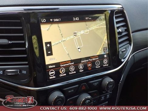 Used 2021 Jeep Grand Cherokee Limited w/ Quick Order Package 28K 80th AWD/4WD image 23