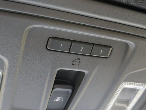 Used 2024 Chevrolet Silverado 1500 High Country w/ Z71 Off-Road Package image 35