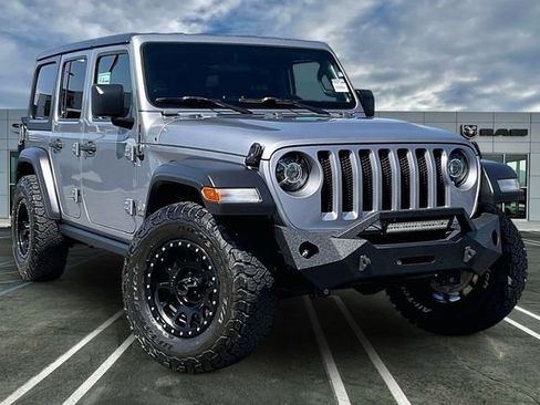 Used 2021 Jeep Wrangler Unlimited Sport AWD/4WD image 12