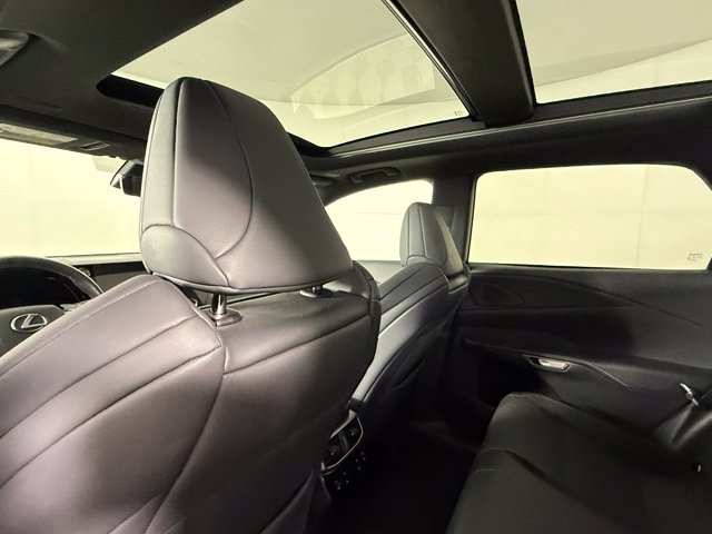 Used 2023 Lexus RX 500h F Sport w/ Cold Area Package AWD/4WD image 27