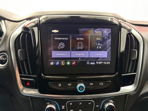 Used 2020 Chevrolet Traverse LT w/ LPO, Floor Liner Package AWD/4WD image 33
