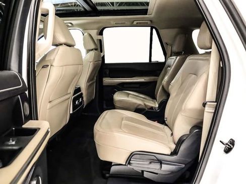 Used 2024 Ford Expedition Max Limited image 29