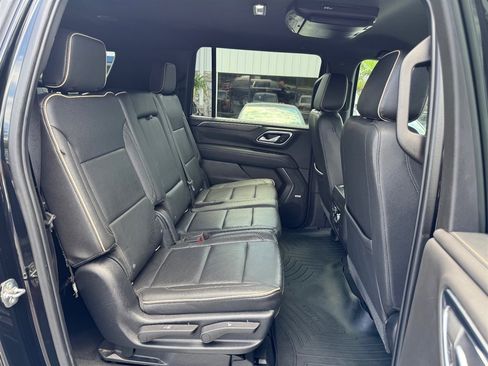 Used 2021 GMC Yukon XL SLT AWD/4WD image 22