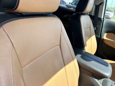 Used 2018 GMC Terrain SLT w/ Infotainment Package II AWD/4WD image 14
