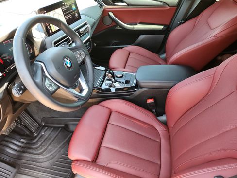 Used 2024 BMW X3 sDrive30i w/ Premium Package RWD image 16