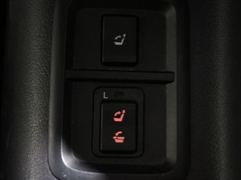 Used 2019 Toyota Sequoia Platinum AWD/4WD image 26