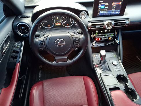 Used 2021 Lexus IS 300 AWD w/ Comfort Package image 11