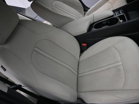 Used 2024 Hyundai Sonata SEL FWD image 11