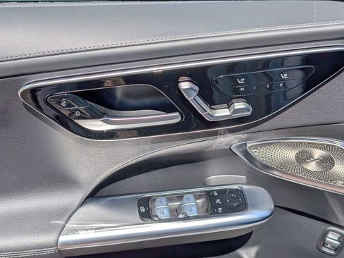 Used 2024 Mercedes-Benz C 300 4MATIC Sedan image 24