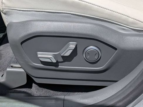 Used 2026 Hyundai Santa Fe SEL FWD image 19