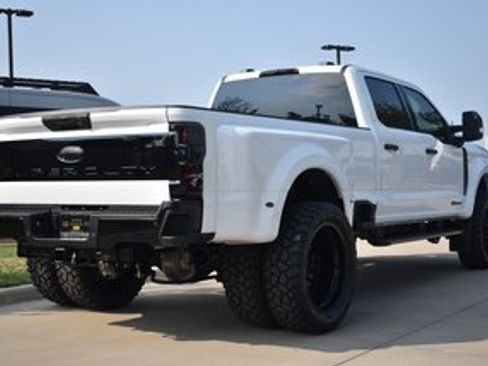 New 2025 Ford F450 XLT w/ 360-Degree Camera Package image 9