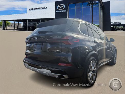 Used 2024 BMW X5 xDrive40i w/ Premium Package image 4