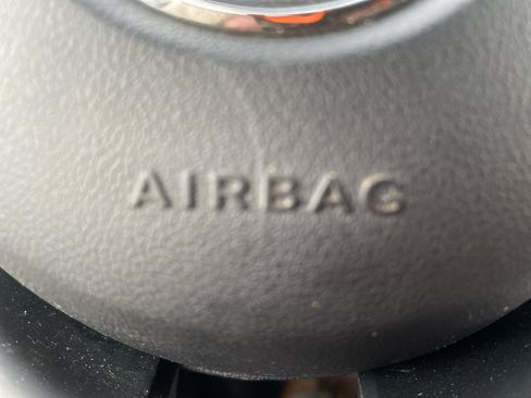 Used 2023 Mercedes-Benz Sprinter 2500 image 34