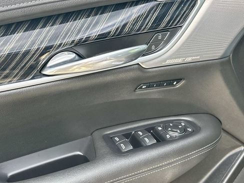 Used 2024 Cadillac XT6 Premium Luxury w/ LPO, Floor Liner Package AWD/4WD image 16