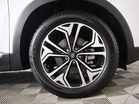 Used 2019 Hyundai Santa Fe Limited image 32