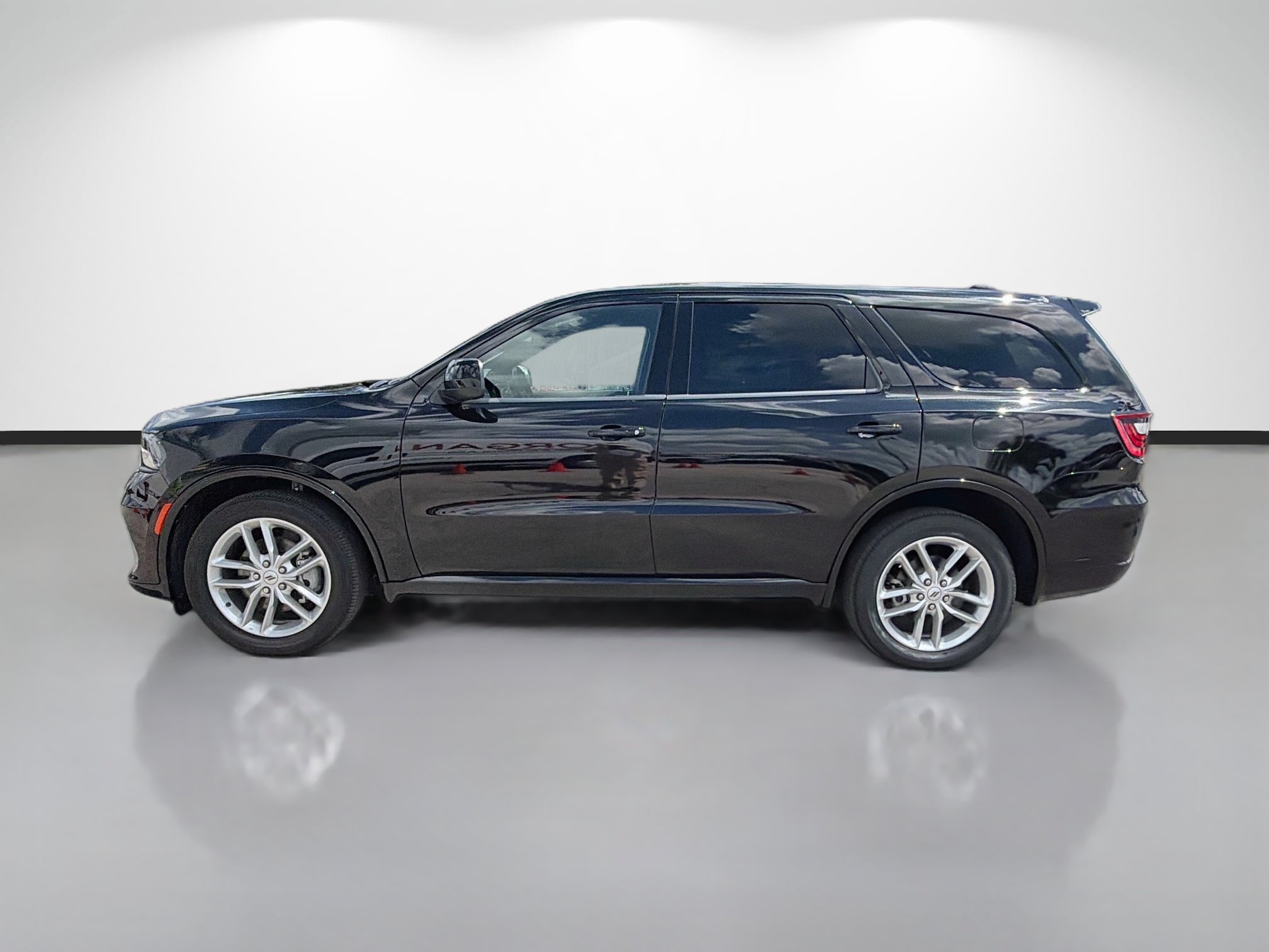 Used 2025 Dodge Durango GT AWD/4WD image 6