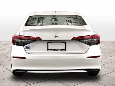Used 2023 Honda Civic EX image 4