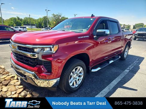 Used 2022 Chevrolet Silverado 1500 LT AWD/4WD image 1