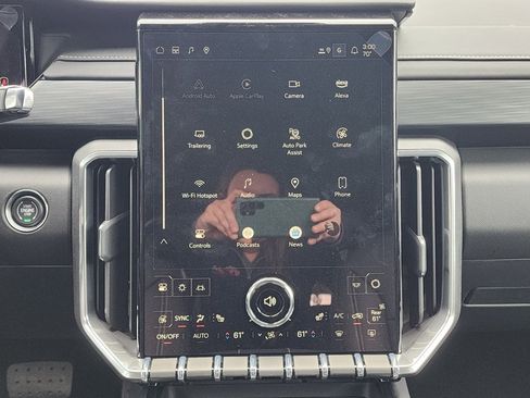 New 2025 GMC Acadia Elevation w/ Super Cruise Package image 30