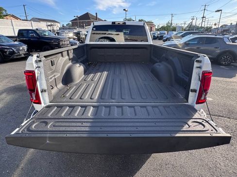 New 2026 RAM 2500 Big Horn AWD/4WD image 7