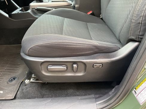 Used 2021 Toyota Tacoma SR5 image 17