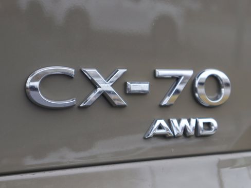 Certified 2025 MAZDA CX-70 3.3 Turbo w/ Preferred Package image 36