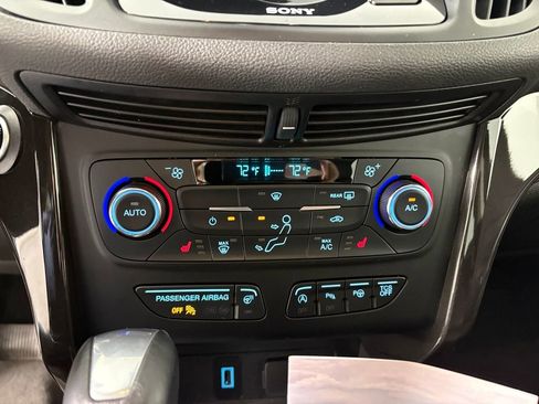 Certified 2017 Ford Escape Titanium w/ Equipment Group 301A image 21