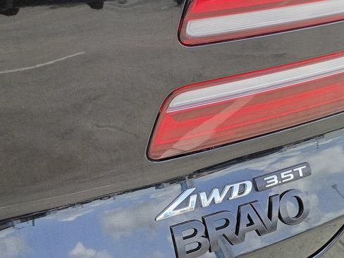 Used 2022 Genesis GV80 3.5T w/ Prestige Package 07 AWD/4WD image 16
