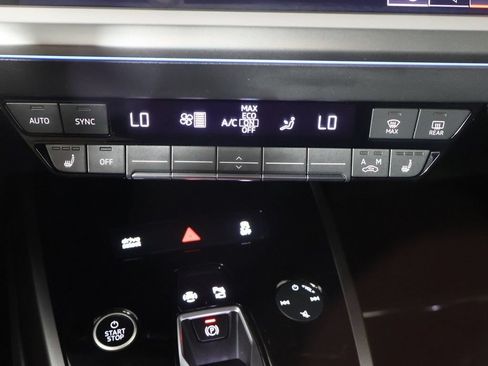 Used 2024 Audi Q4 e-tron Premium Plus AWD/4WD image 49