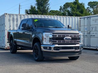Used 2025 Ford F250 XLT w/ FX4 Off-Road Package AWD/4WD video 1