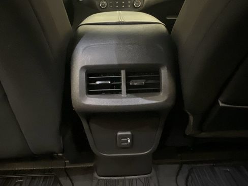 Used 2019 GMC Terrain SLE w/ LPO, Floor Liner Package AWD/4WD image 14