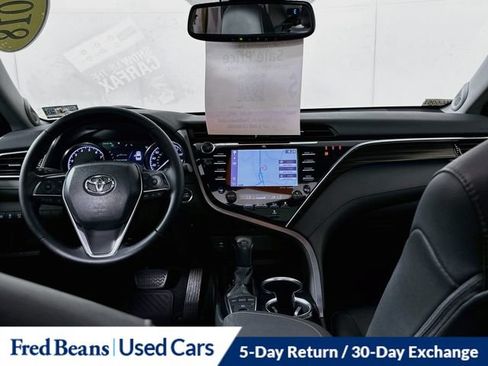 Used 2018 Toyota Camry XLE w/ Driver Assist Package FWD image 32