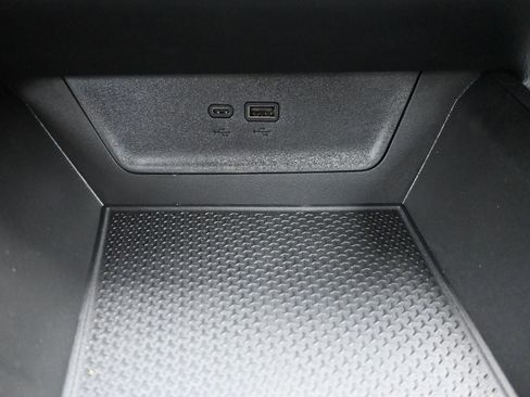 New 2026 Chevrolet Equinox LT FWD image 20