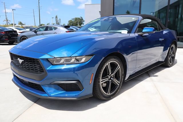 Used 2024 Ford Mustang Premium RWD image 8