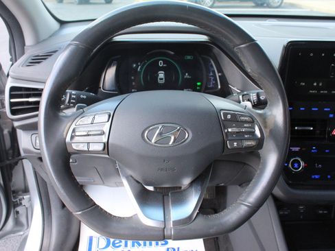 Used 2022 Hyundai Ioniq Limited FWD image 16