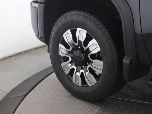 Used 2025 GMC Sierra 2500 Denali w/ Denali Reserve Package image 13