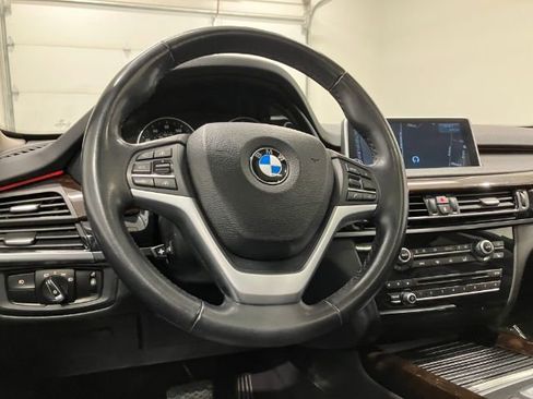 Used 2014 BMW X5 xDrive35d image 38