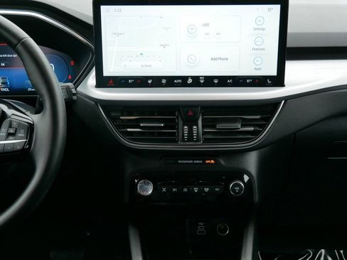 Certified 2024 Ford Escape Platinum image 16